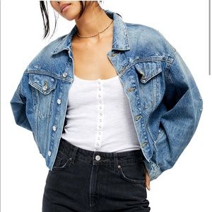 Free people slouchy cropped denim jacket- XS